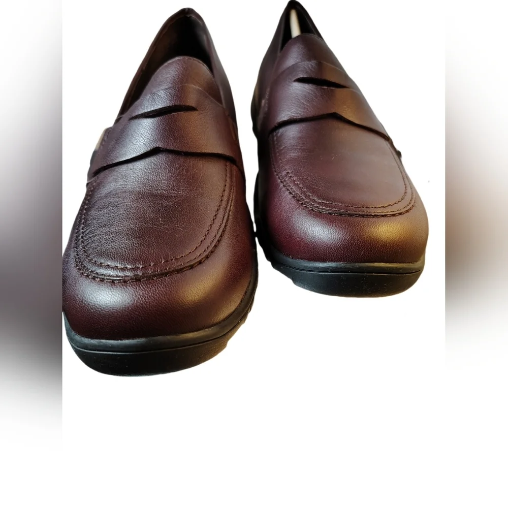 Hush Puppies 360 Women's Leather Loafers 8M
